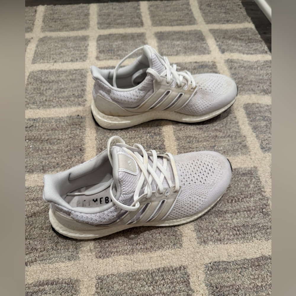 Adidas Ultra Boost - Picture 7 of 8